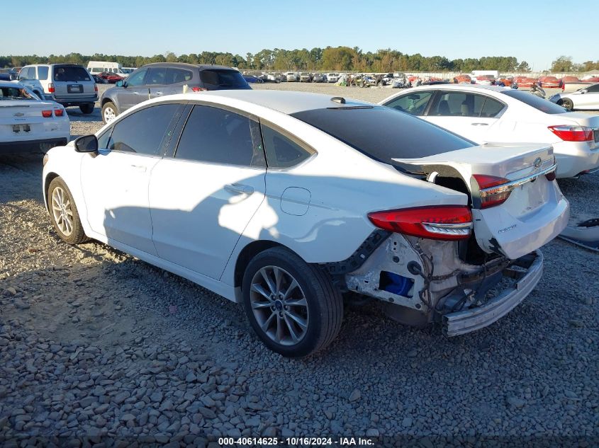 VIN 3FA6P0H74HR355732 2017 Ford Fusion, SE no.3