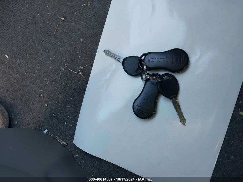 2003 Dodge Caravan Se VIN: 1D4GP25R03B282066 Lot: 40614887