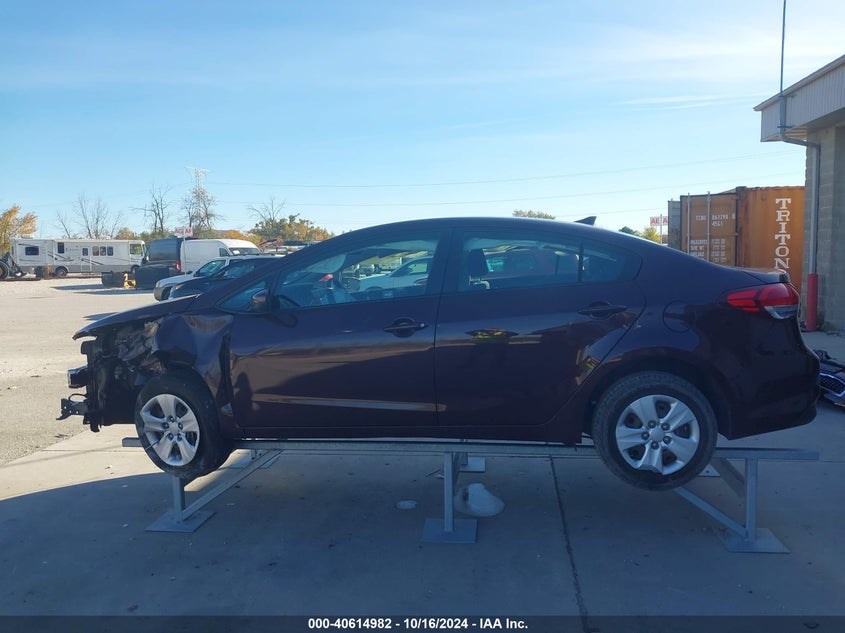 2018 KIA FORTE LX - 3KPFK4A71JE268037
