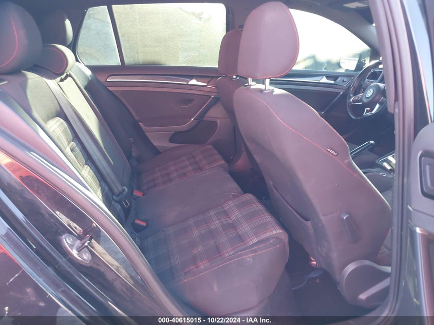 2015 VOLKSWAGEN GOLF GTI 2.0T S 4-DOOR - 3VW4T7AU7FM006173