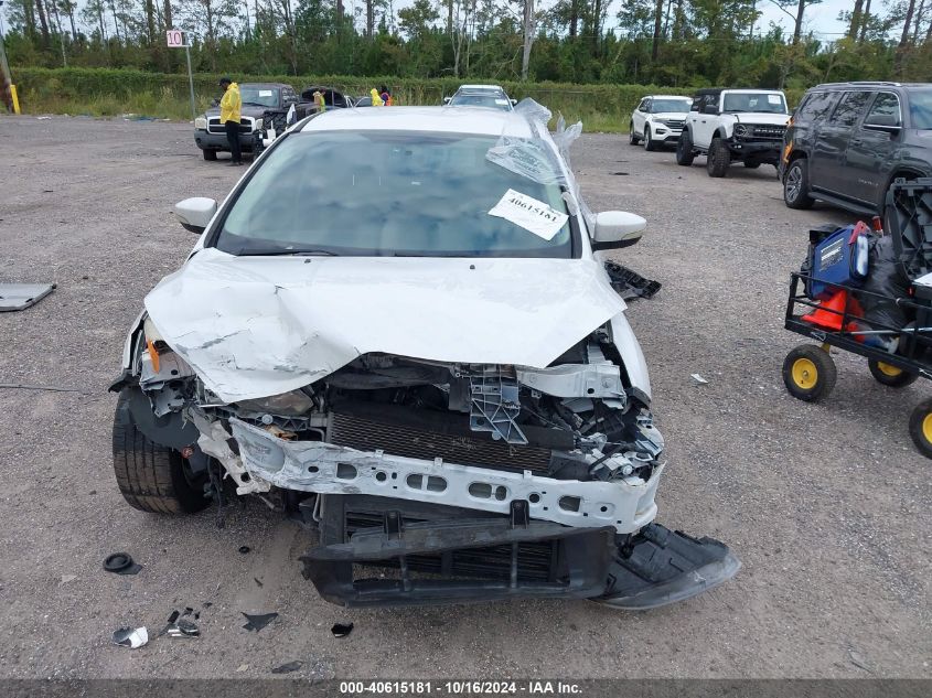 2017 Ford Focus Se VIN: 1FADP3F25HL327453 Lot: 40615181