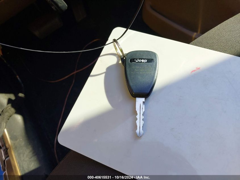 2015 JEEP WRANGLER UNLIMITED SAHARA - 1C4BJWEG5FL614399