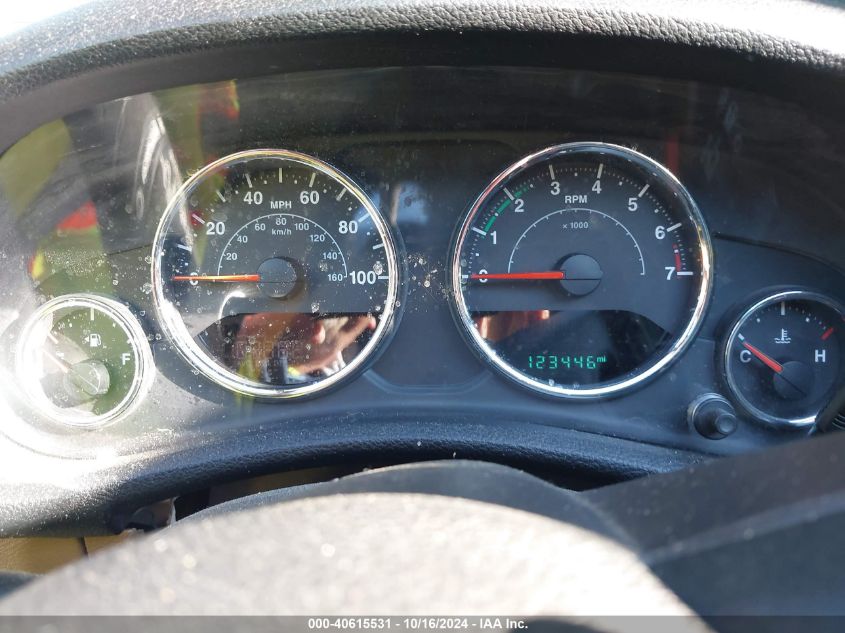 2015 JEEP WRANGLER UNLIMITED SAHARA - 1C4BJWEG5FL614399