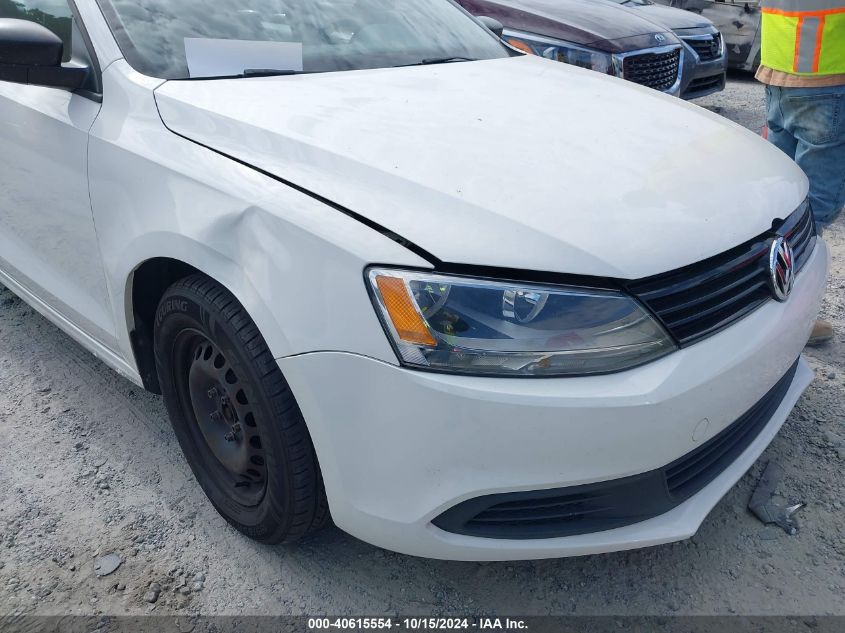 2014 Volkswagen Jetta 2.0L S VIN: 3VW2K7AJ5EM353161 Lot: 40615554