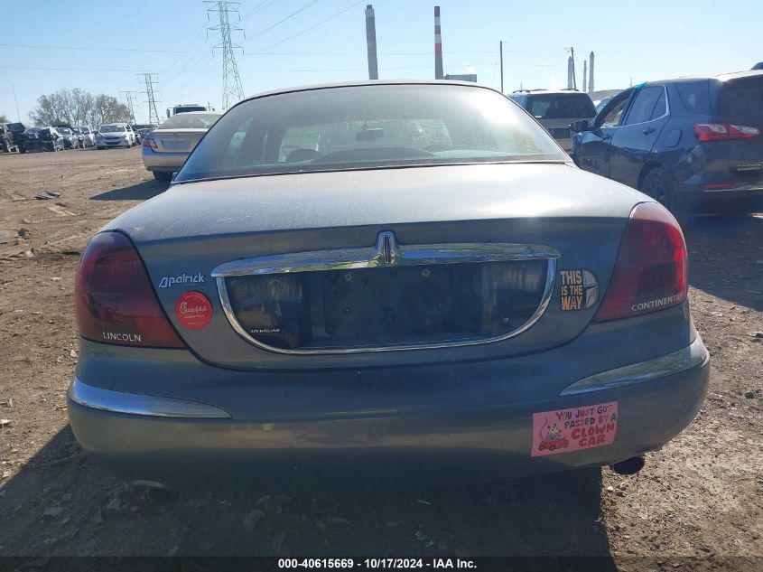 2000 Lincoln Continental VIN: 1LNHM97V9YY832880 Lot: 40615669