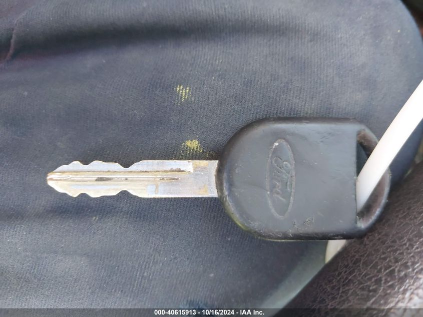 2004 Ford F-150 Stx/Xl/Xlt VIN: 1FTRX14W44KD37093 Lot: 40615913