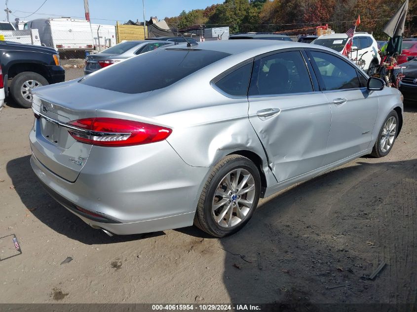 VIN 3FA6P0LU4HR301182 2017 Ford Fusion, Hybrid SE no.4