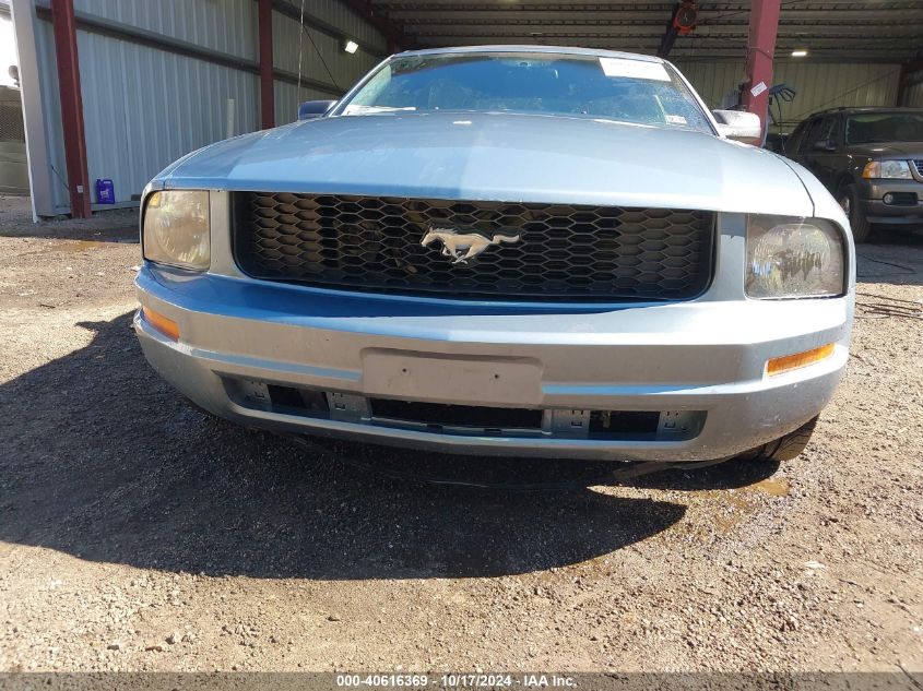 2005 Ford Mustang VIN: 1ZVFT84N555253795 Lot: 40616369