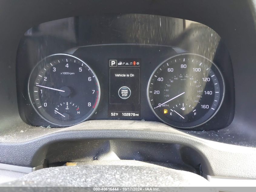 2017 HYUNDAI ELANTRA LIMITED - 5NPD84LF9HH027830