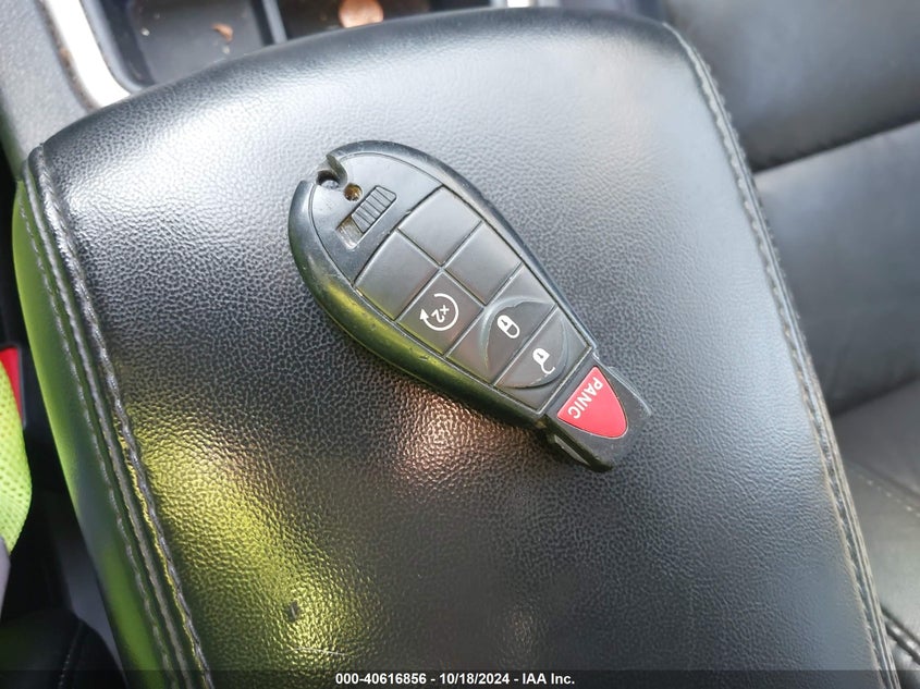 2011 Jeep Grand Cherokee Laredo VIN: 1J4RR4GG6BC674124 Lot: 40616856