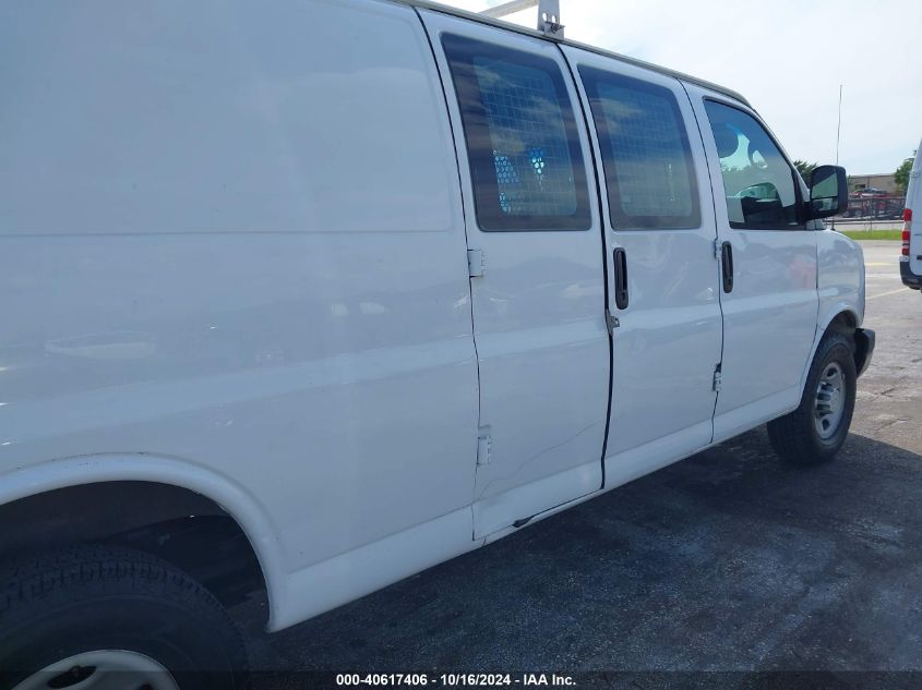 2015 Chevrolet Express 3500 Work Van VIN: 1GCZGUCG0F1117406 Lot: 40617406