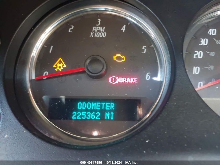 2007 GMC Yukon Denali VIN: 1GKFK63857J369258 Lot: 40617595