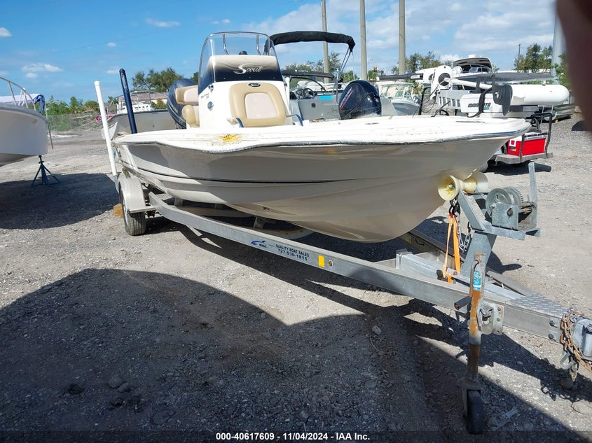 2014 SCOUT FISHING BOAT