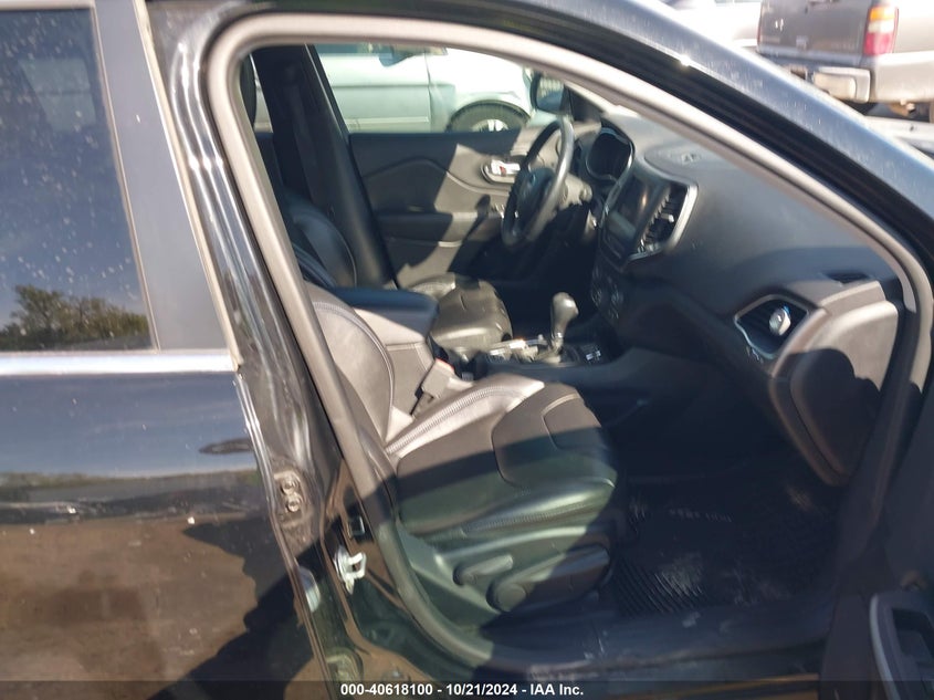 VIN 1C4PJLLN8KD222446 2019 JEEP CHEROKEE LATITUDE PLUS FWD