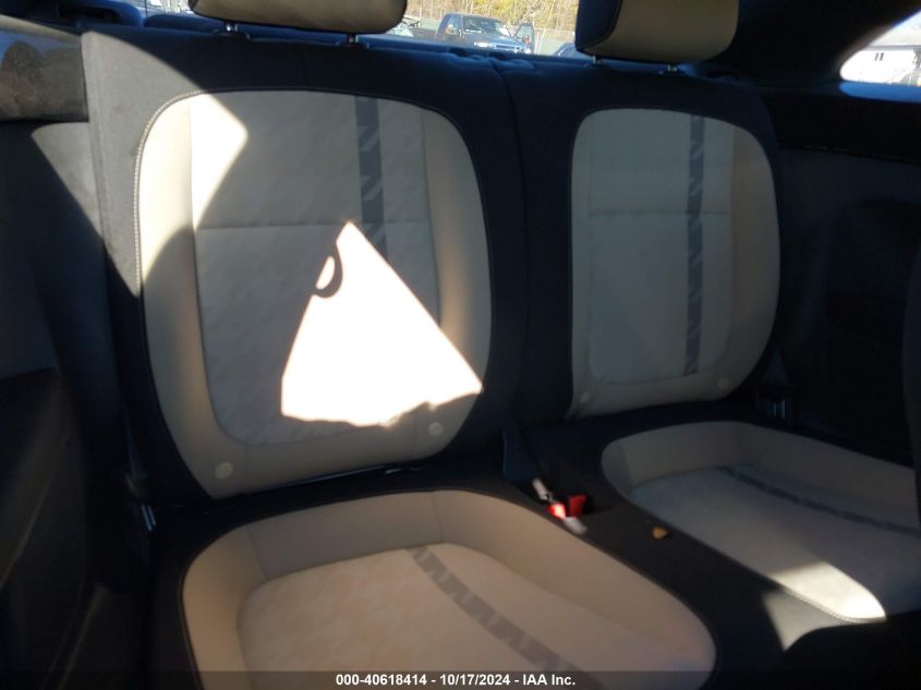 2018 VOLKSWAGEN BEETLE 2.0T COAST/2.0T S - 3VWFD7AT3JM706276