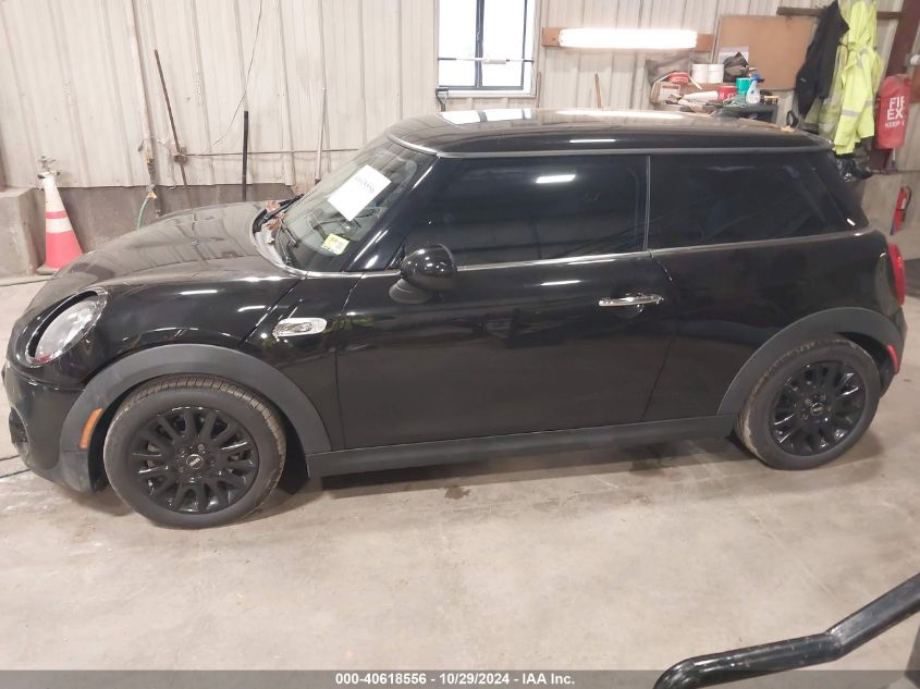 2016 Mini Hardtop Cooper S VIN: WMWXP7C56G3B33171 Lot: 40618556