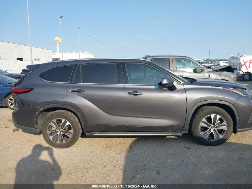 2021 Toyota Highlander Xle VIN: 5TDGZRAH4MS523778 Lot: 40618663