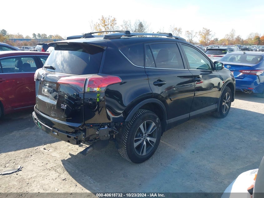 VIN 2T3RFREV8JW775383 2018 TOYOTA RAV4 ADVENTURE/XLE