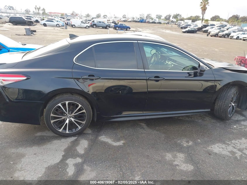 2019 TOYOTA CAMRY VIN: 4T1B11HK8KU702012