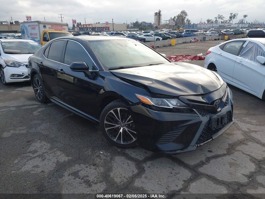 2019 TOYOTA CAMRY VIN: 4T1B11HK8KU702012