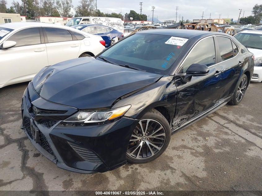 2019 TOYOTA CAMRY VIN: 4T1B11HK8KU702012