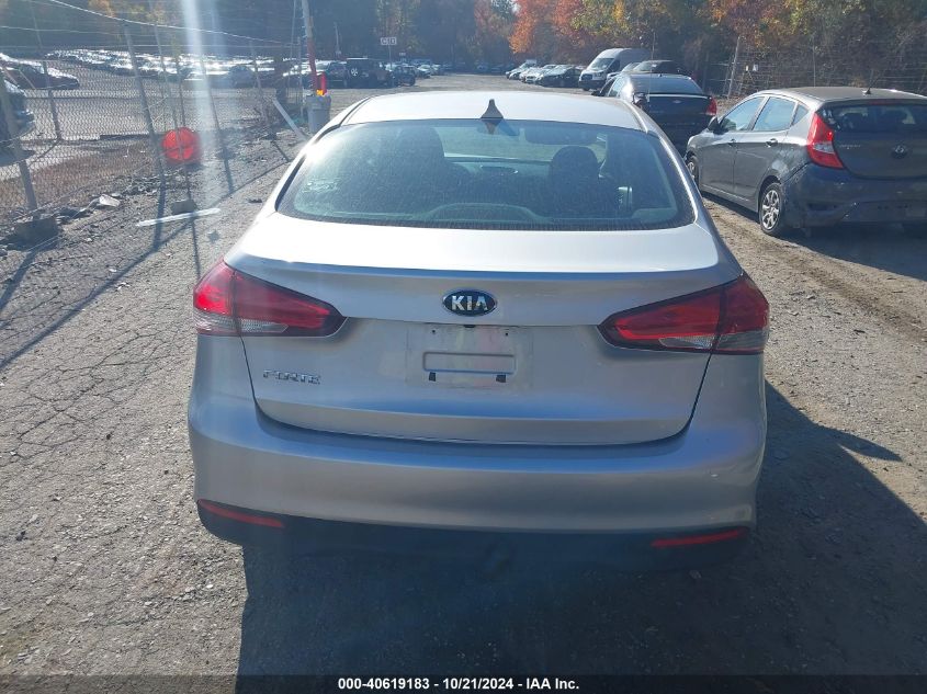 2018 Kia Forte Lx VIN: 3KPFK4A78JE280704 Lot: 40619183