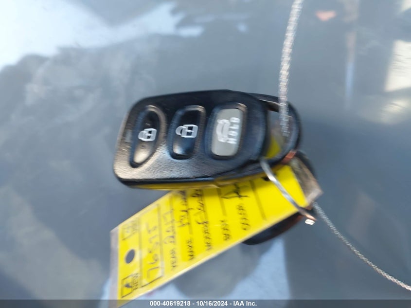 2017 HYUNDAI ELANTRA SE - 5NPD84LF3HH128779