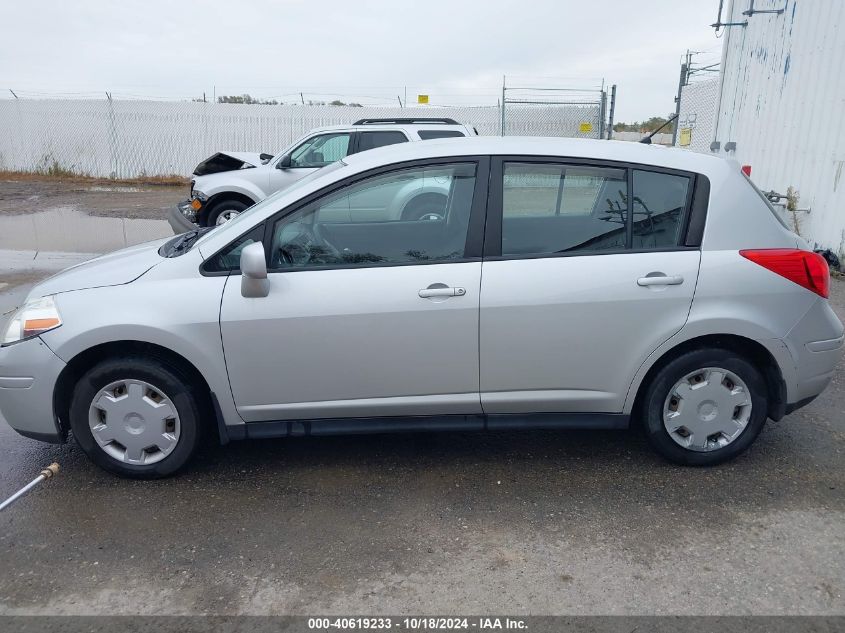 2009 Nissan Versa 1.8S VIN: 3N1BC13E99L499719 Lot: 40619233