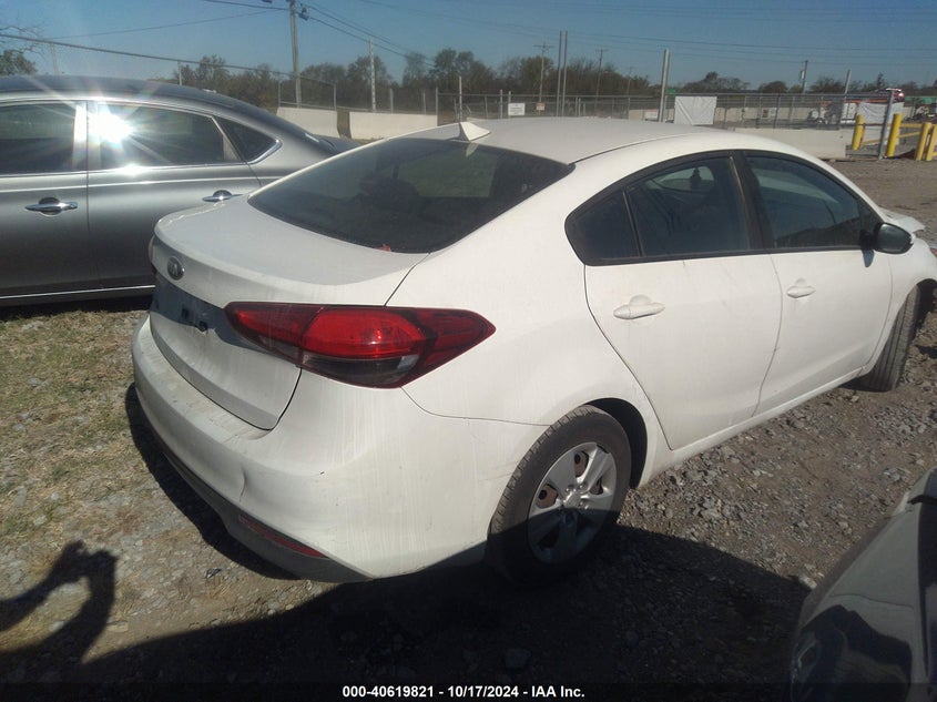 2017 KIA FORTE LX - 3KPFK4A76HE081189