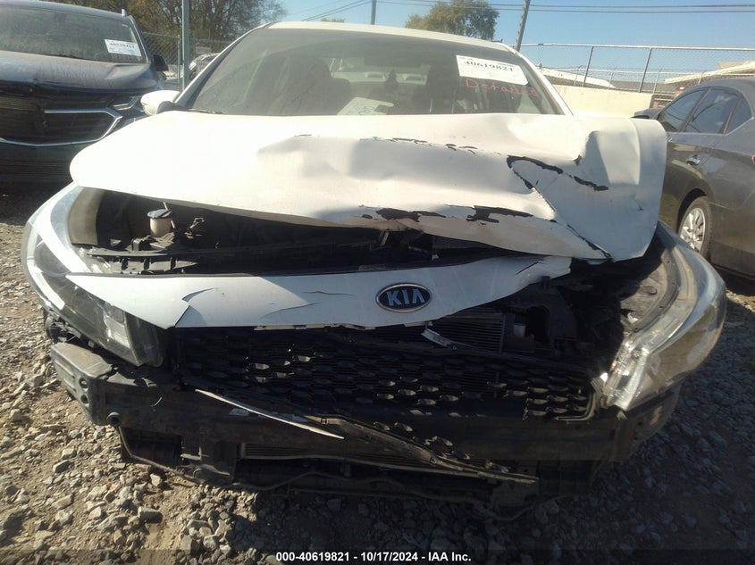 2017 KIA FORTE LX - 3KPFK4A76HE081189