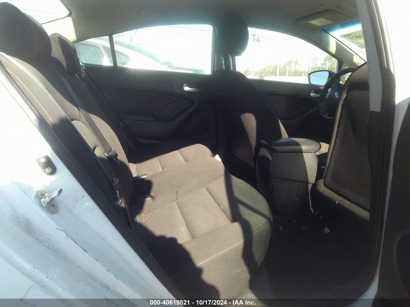 2017 KIA FORTE LX - 3KPFK4A76HE081189