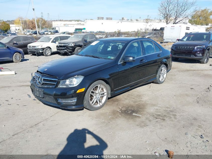 2014 Mercedes-Benz C 300 Luxury 4Matic/Sport 4Matic VIN: WDDGF8AB7ER318427 Lot: 40620394