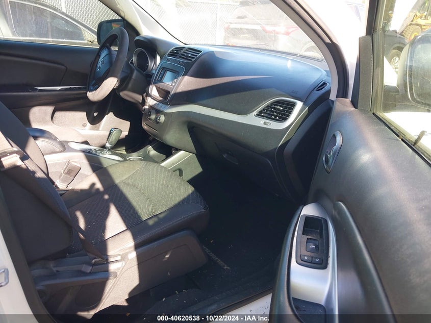 VIN 3C4PDCAB6HT695782 2017 DODGE JOURNEY SE
