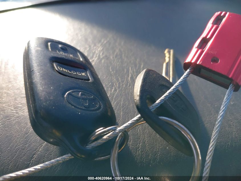 2000 Toyota Camry Ce/Le/Xle VIN: JT2BG22K9Y0469123 Lot: 40620964