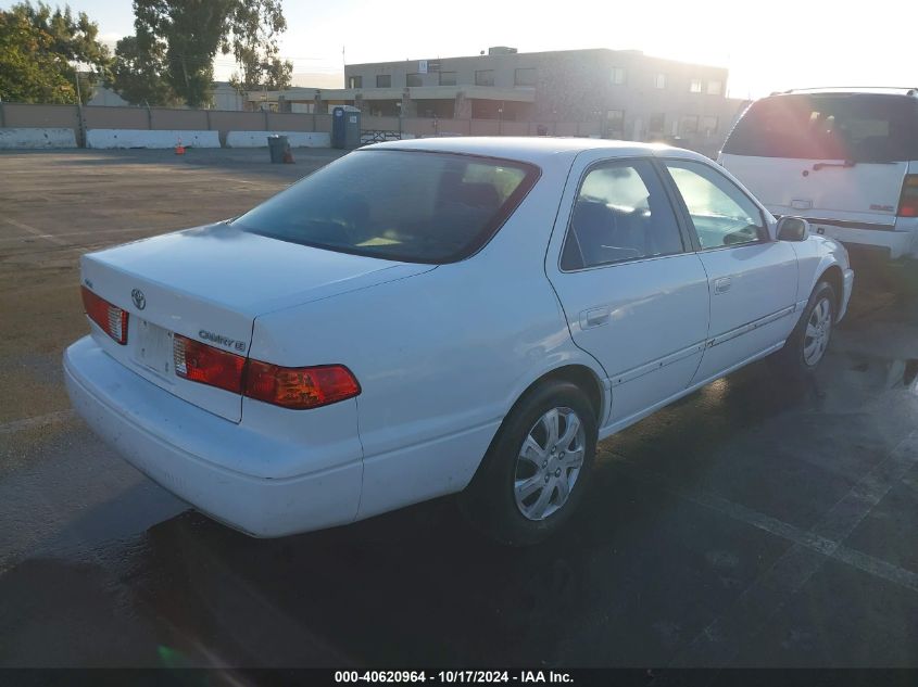 2000 Toyota Camry Ce/Le/Xle VIN: JT2BG22K9Y0469123 Lot: 40620964