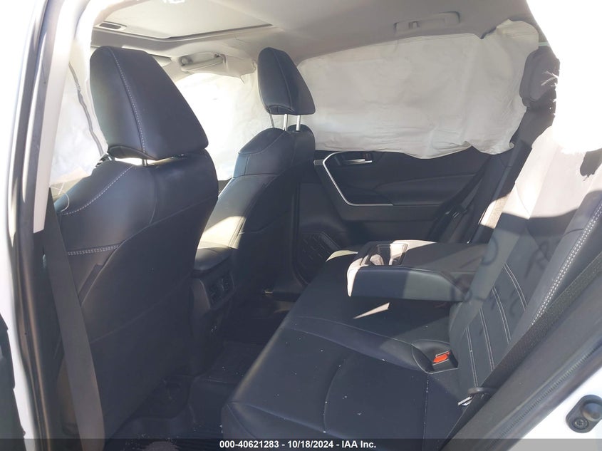 2019 TOYOTA RAV4 XLE PREMIUM VIN: JTMC1RFV1KD008847