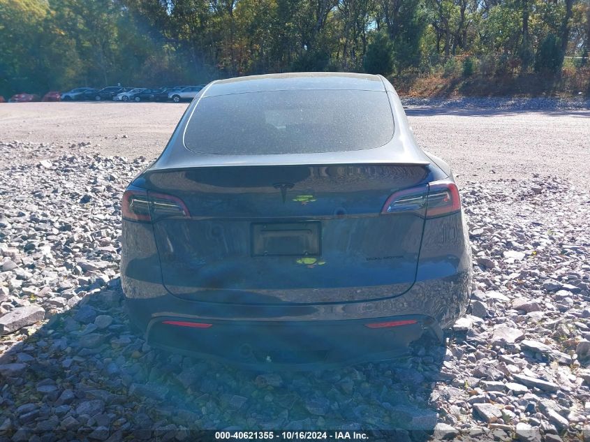 2022 Tesla Model Y Long Range Dual Motor All-Wheel Drive VIN: 7SAYGAEE6NF536343 Lot: 40621355