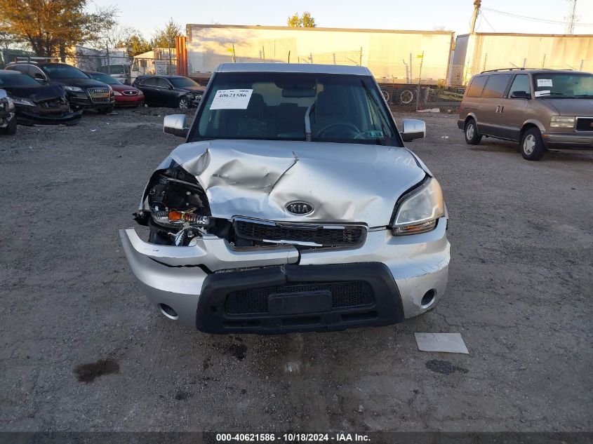 2010 Kia Soul + VIN: KNDJT2A27A7041306 Lot: 40621586