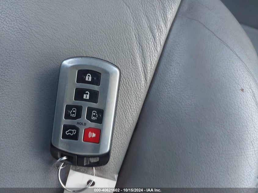 2011 Toyota Sienna Xle/Limited VIN: 5TDDK3DC1BS003040 Lot: 40621602