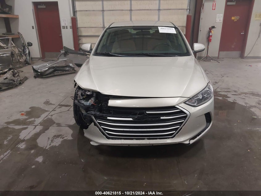 VIN 5NPD74LF1HH195755 2017 HYUNDAI ELANTRA SE