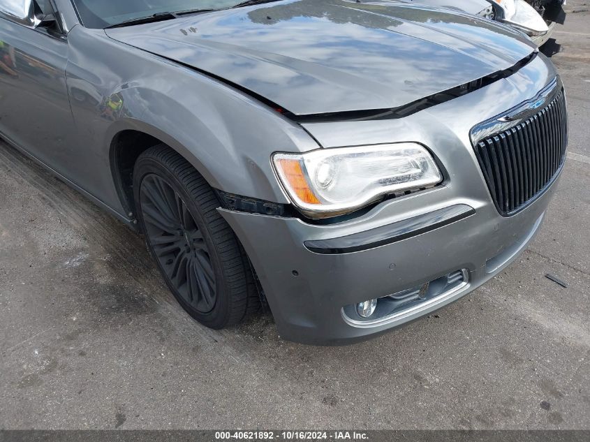 2011 Chrysler 300C VIN: 2C3CA6CT2BH580048 Lot: 40621892