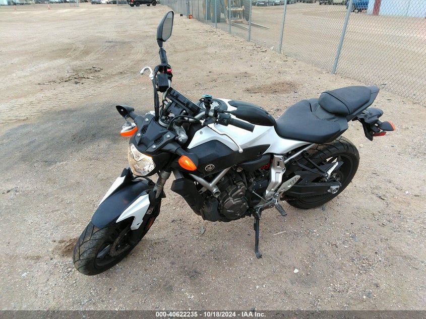 2015 YAMAHA FZ07 JYARM06E5FA000458