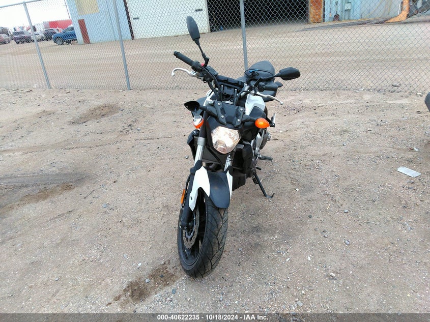 2015 YAMAHA FZ07 JYARM06E5FA000458