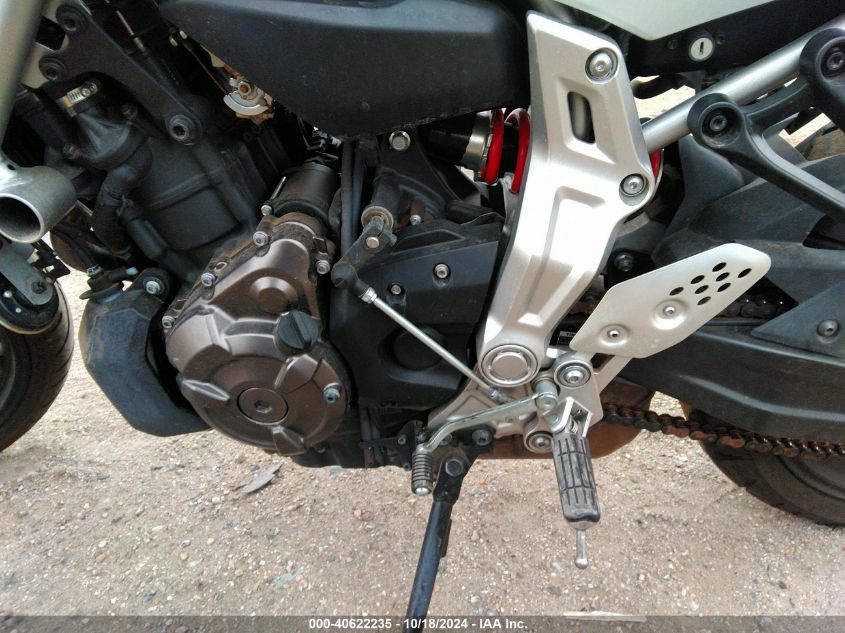 2015 YAMAHA FZ07 JYARM06E5FA000458