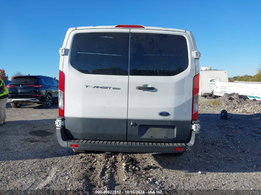 2018 Ford Transit-250 VIN: 1FTYR1ZM6JKA64652 Lot: 40622512