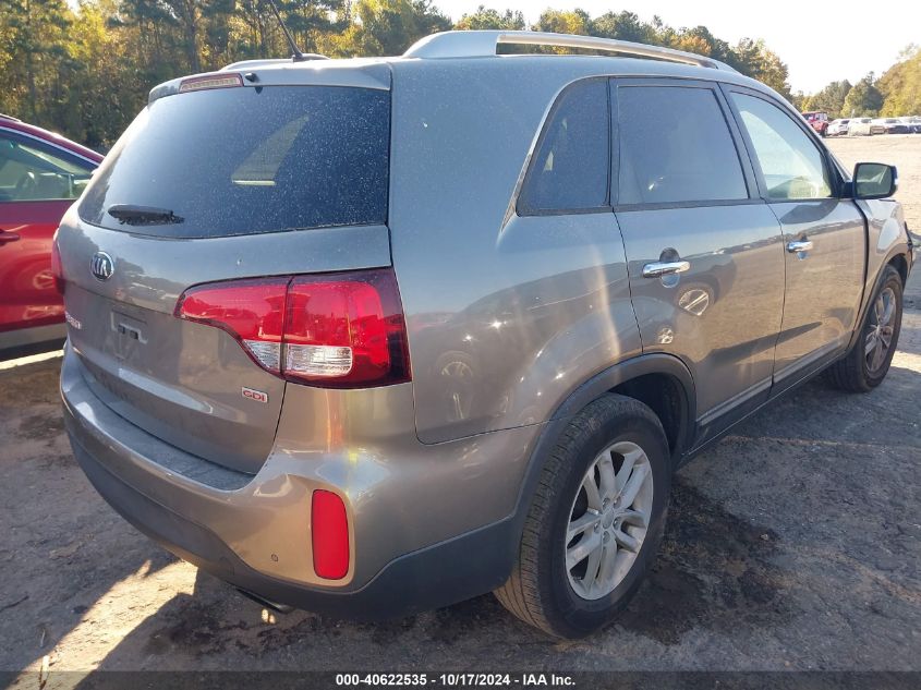 VIN 5XYKT3A66FG658767 2015 KIA Sorento, LX no.4