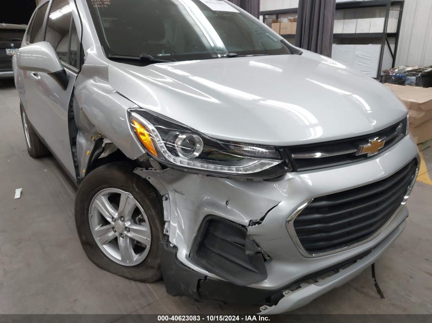 VIN KL7CJLSM4NB532212 2022 CHEVROLET TRAX FWD LT