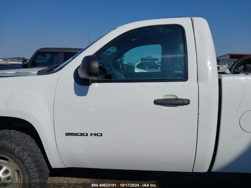 2014 GMC Sierra 2500Hd Work Truck VIN: 1GT01ZCG6EF115796 Lot: 40623101