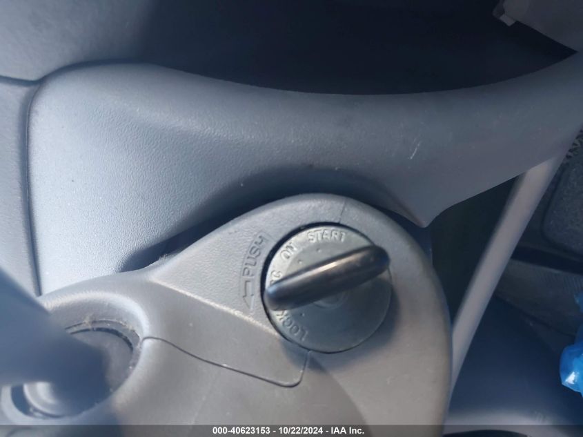 2000 Toyota Echo VIN: JTDBT1232Y0040265 Lot: 40623153