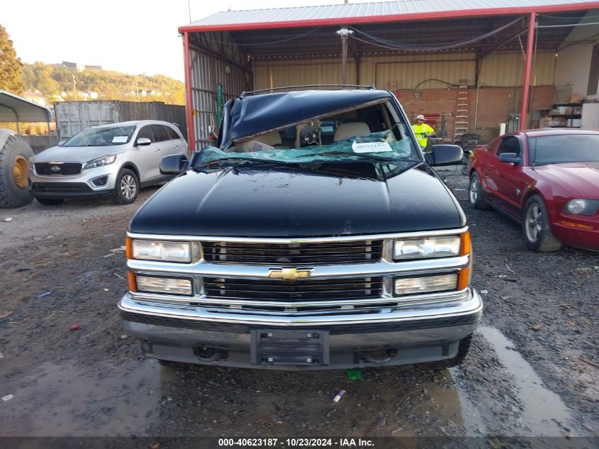 1999 Chevrolet Suburban 1500 Lt VIN: 3GNFK16R7XG153990 Lot: 40623187